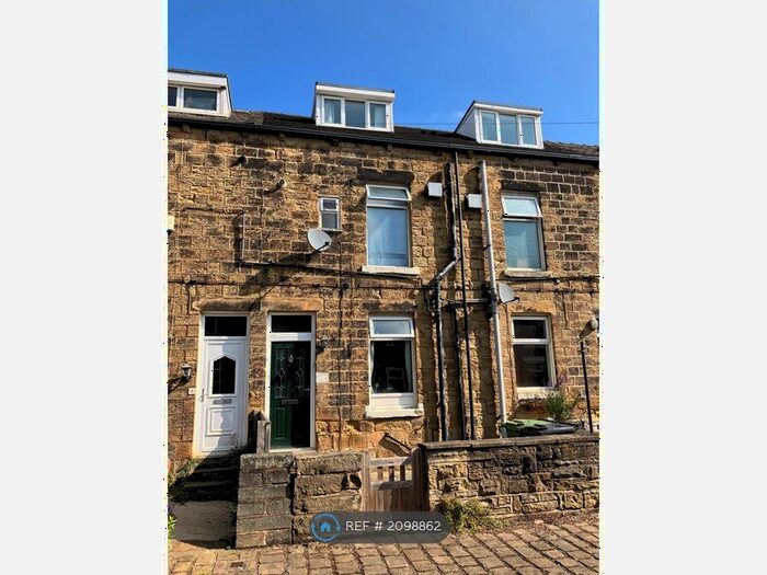 2 Bedroom Terraced House To Rent In Airedale Terrace, Woodlesford, Leeds, LS26
