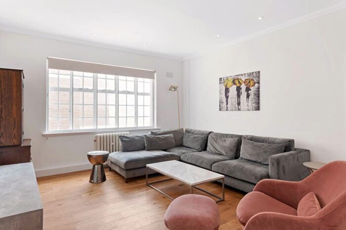 2 Bedroom Flat To Rent In Grosvenor Square, London, W1K