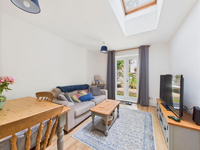 1 Bedroom Flat For Sale In Kingsdown Parade, Bristol, BS6