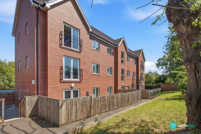 2 Bedroom Flat For Sale In Sussex Road, Chapeltown, S35