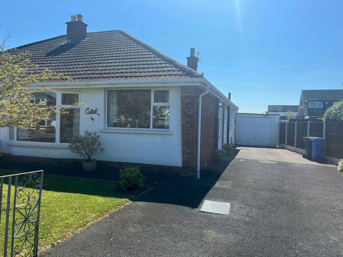 2 Bedroom Bungalow For Sale In Dorchester Road, Garstang, Preston, PR3