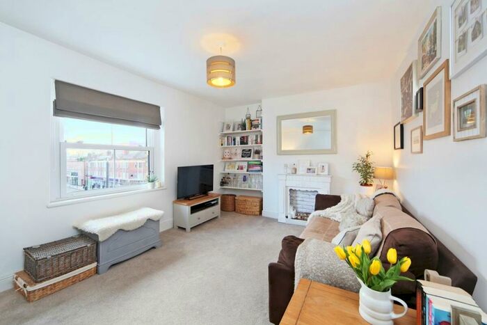 2 Bedroom Apartment To Rent In Westcombe Hill London, SE3