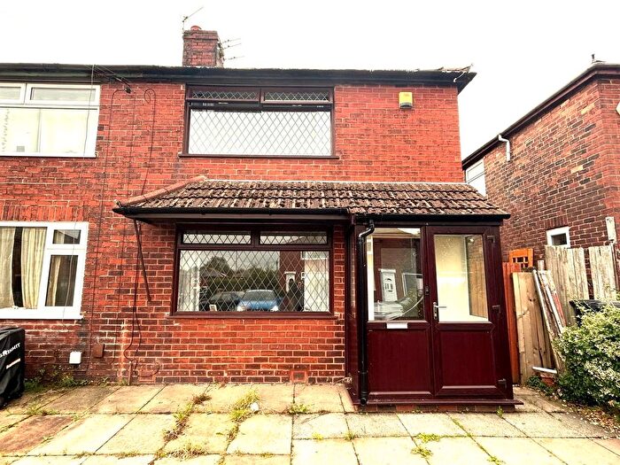2 Bedroom Semi-detached House For Sale In Laxey Crescent, Leigh, WN7
