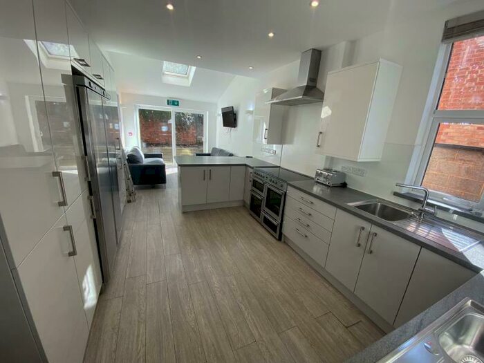 1 Bedroom Terraced House To Rent In Chester Street, Room, Coventry, CV1