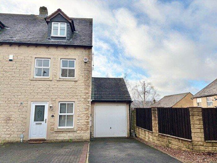 3 Bedroom Semi Detached House To Rent In Paslew Court, East Morton, Keighley, West Yorkshire, BD20