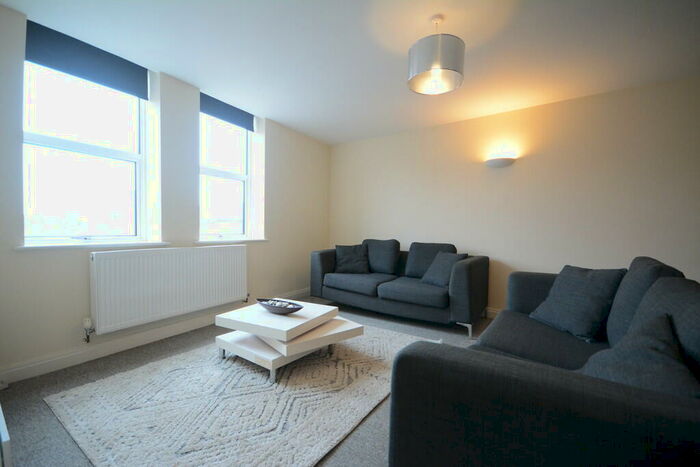 3 Bedroom Apartment To Rent In St Marys Court, St. Marys Gate, Nottingham, NG1