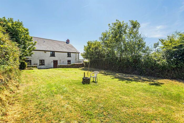 7 Bedroom Semi-Detached House For Sale In Yarnscombe, Barnstaple, EX31