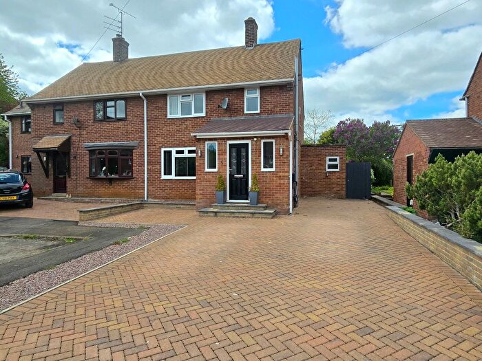 3 Bedroom Semi-Detached House For Sale In Bettycroft Close, Ravensthorpe, Northampton, NN6