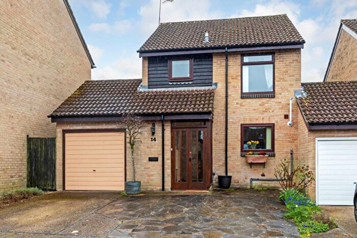 3 Bedroom Detached House For Sale In Harrow Down, Winchester, SO22