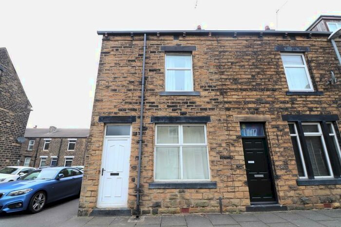 3 Bedroom Terraced House To Rent In Oakroyd Mount, Stanningley, Pudsey, West Yorkshire, LS28