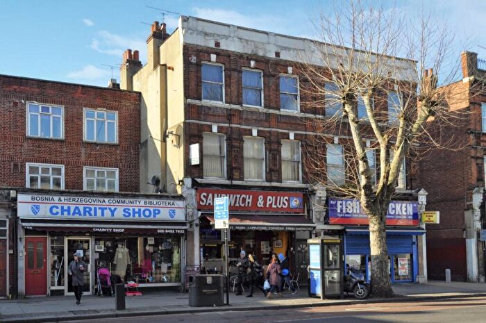 Flat To Rent In Cricklewood Broadway, Cricklewood, NW2