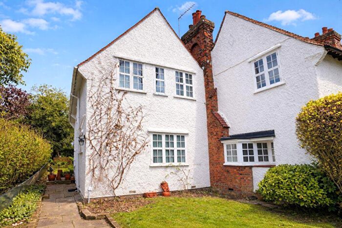 3 Bedroom Semi Detached House For Sale In Hampstead Way, Hampstead Garden Suburb, NW11