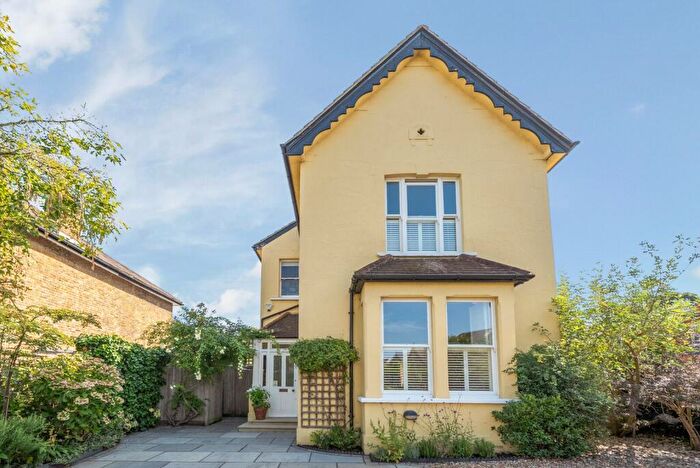5 Bedroom Detached House For Sale In Bellevue Road, Kingston Upon Thames, KT1