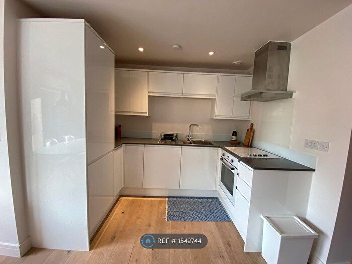 1 Bedroom Flat To Rent In Pringle House, Cambridge, CB4