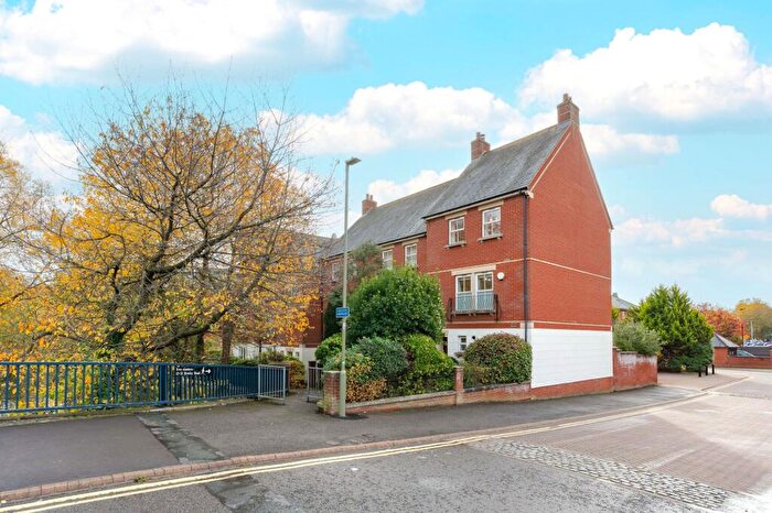 4 Bedroom End Of Terrace House For Sale In Rewley Road, Oxford, OX1