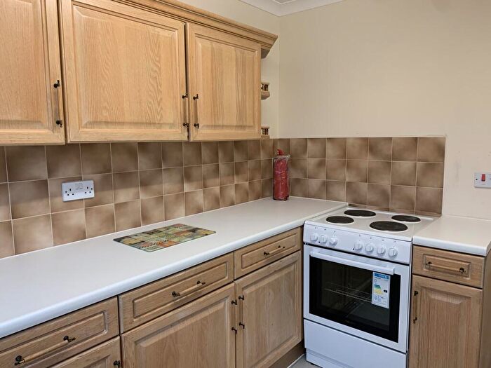 1 Bedroom Flat To Rent In Brighton Mews, Main Street, Pembroke, Sir Benfro, SA71