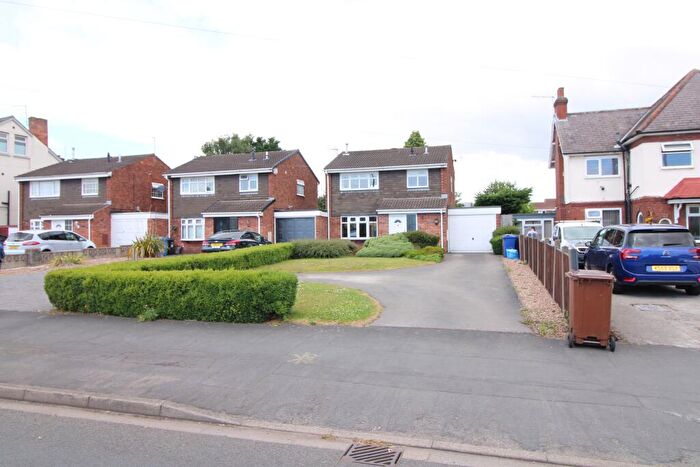3 Bedroom Detached House To Rent In Burton Road, Staffordshire, Burton Upon Trent, DE14