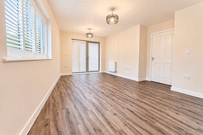 2 Bedroom Flat To Rent In Discovery Drive, Swanley, BR8