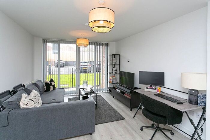 1 Bedroom Flat To Rent In St Albans Road, Watford, WD24