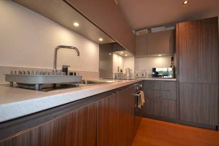 2 Bedroom Flat To Rent In Chingford Mount Road, London, E4