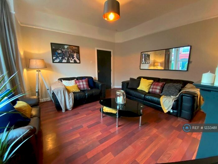 6 Bedroom Terraced House To Rent In Stalbridge Avenue, Liverpool, L18