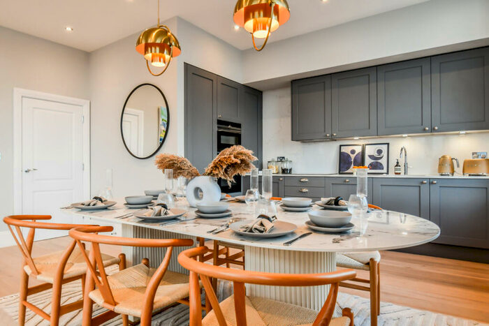 2 Bedroom Flat To Rent In The Grand Apartments, SS9