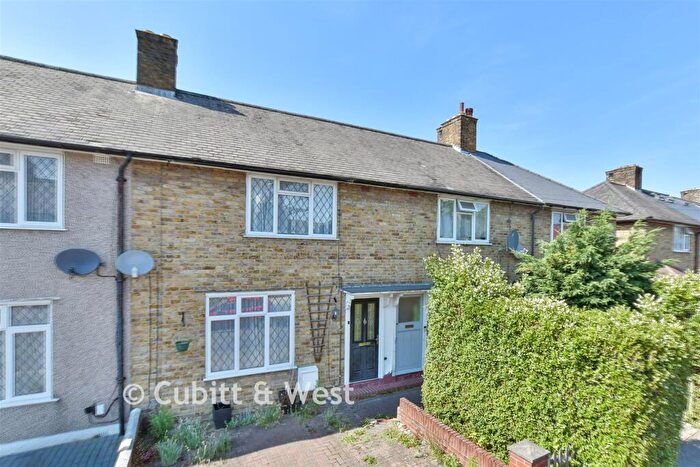 2 Bedroom Terraced House For Sale In Hartland Road, Morden, Surrey, SM4