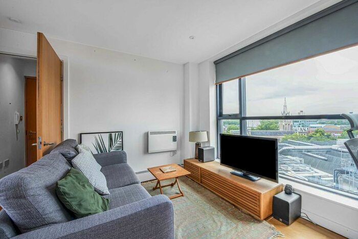 Studio To Rent In Salway Place, London, E15