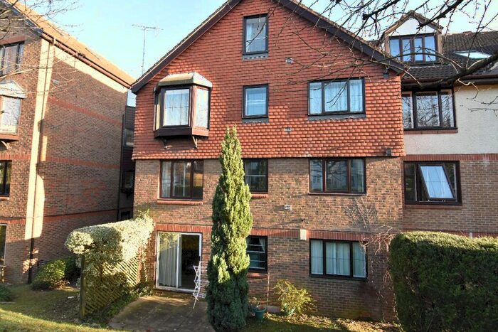 2 Bedroom Apartment To Rent In Lansdowne Road, Purley, Croydon(London Borough), CR8