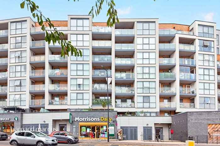 1 Bedroom Flat For Sale In Station Road, London, N11