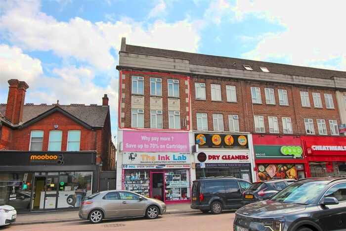 2 Bedroom Flat To Rent In Shenley Road, Borehamwood, WD6