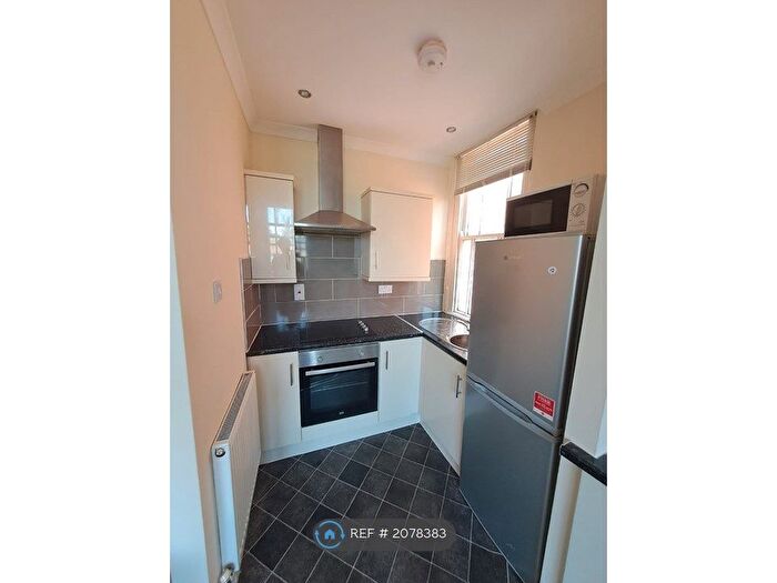 Studio To Rent In Clarkegrove Road, Sheffield, S10