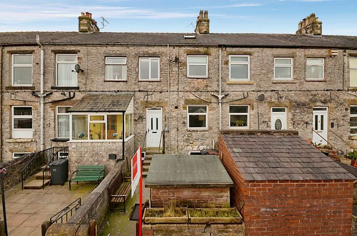 2 Bedroom Terraced House For Sale In Highfields, Peak Dale, Buxton, SK17