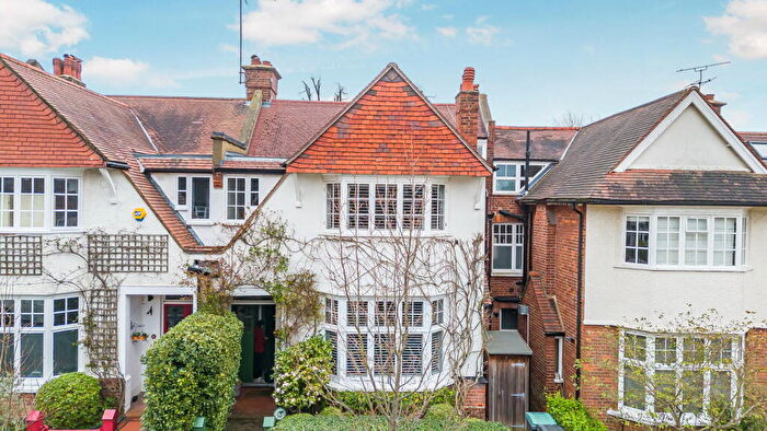 5 Bedroom Terraced House For Sale In Fortismere Avenue, N10