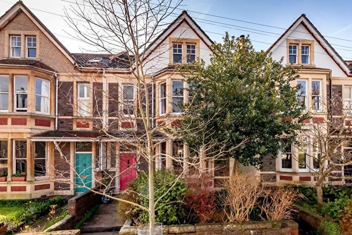 5 Bedroom Semi Detached House For Sale In Florence Park | Westbury Park, BS6