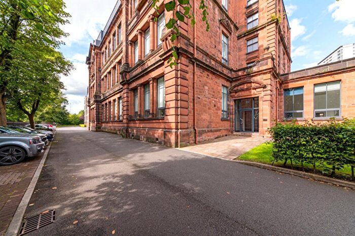 2 Bedroom Apartment For Sale In Broomhill Avenue, Broomhill, Glasgow, G11