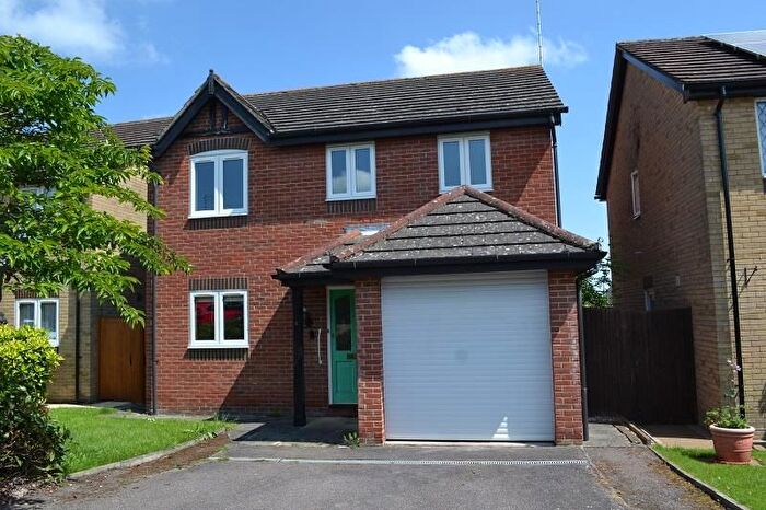 4 Bedroom Detached House For Sale In Meadow View, Buntingford, SG9