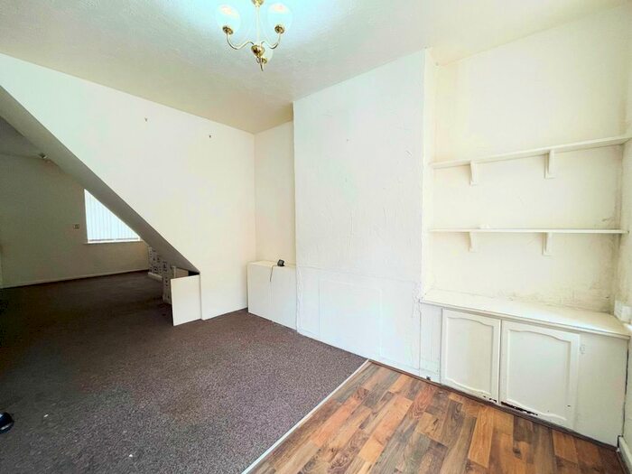 2 Bedroom Terraced House To Rent In Tudor Road, Leicester, LE3