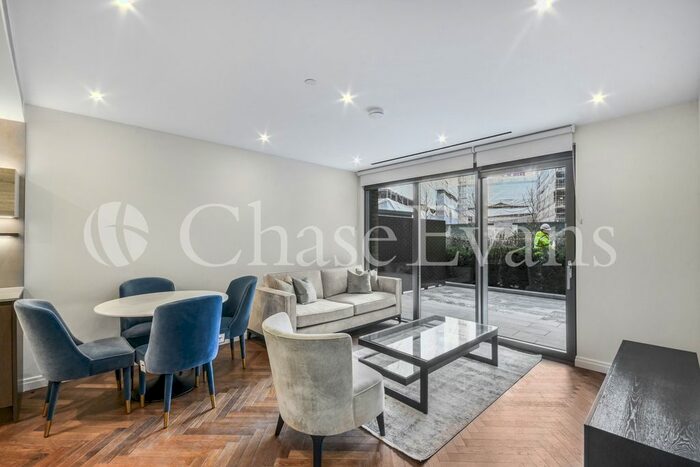 1 Bedroom Flat To Rent In Hampton House, Kings Road Park, Fulham, SW6