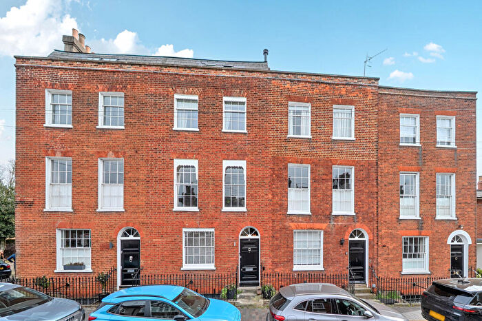 4 Bedroom Terraced House For Sale In College Street, St. Albans, AL3