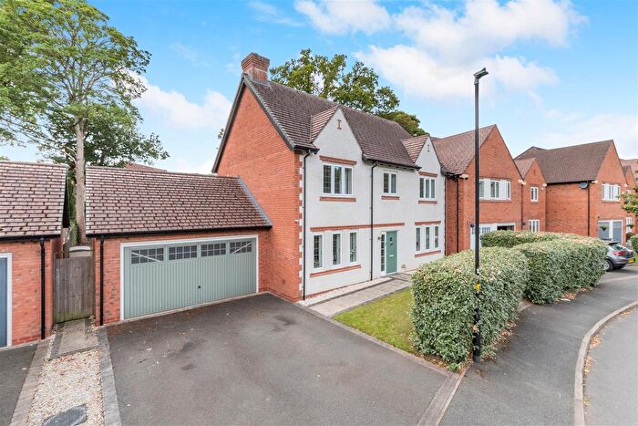 4 Bedroom Detached House For Sale In Thomas De Beauchamp Lane, Sutton Coldfield, B73