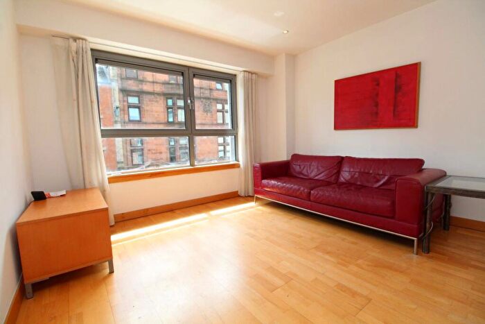 2 Bedroom Flat To Rent In High Street, Glasgow, G1