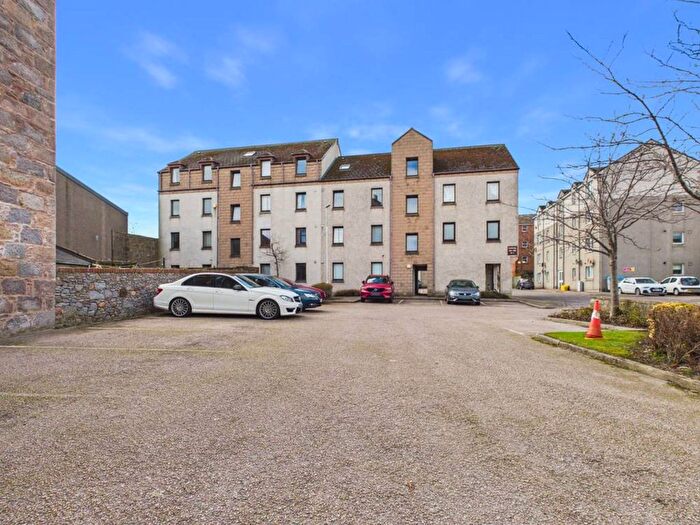 2 Bedroom Flat For Sale In Back Hilton Road, Aberdeen, AB25