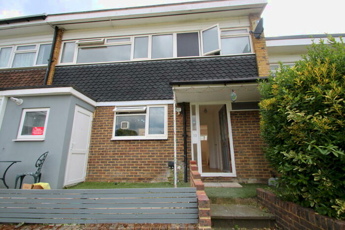 3 Bedroom House To Rent In Park Hill Rise, Croydon, CR0