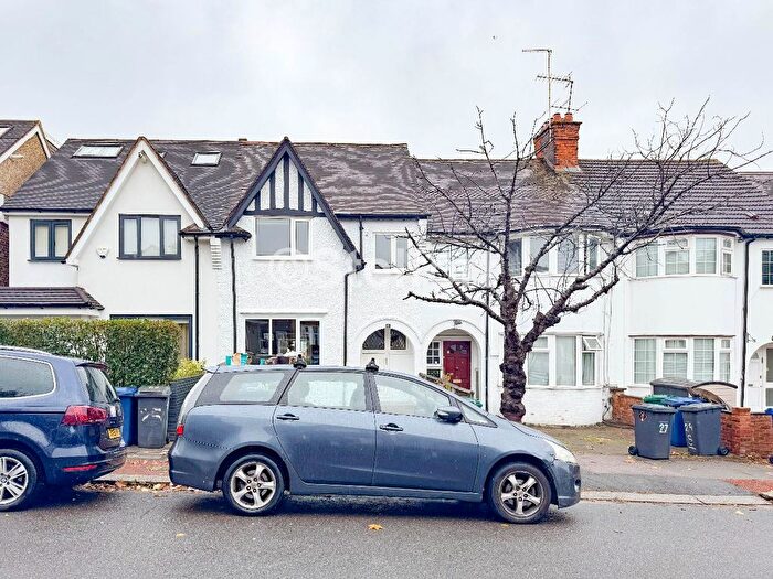4 Bedroom Terraced House To Rent In Sandringham Road, London, NW11
