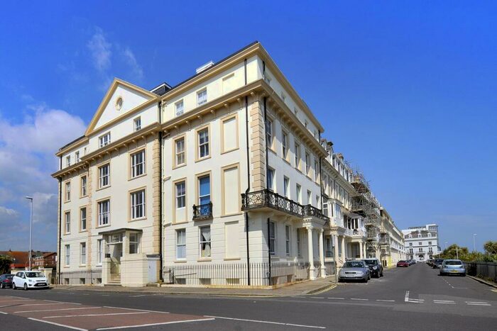 2 Bedroom Apartment To Rent In Heene Terrace, Worthing, BN11