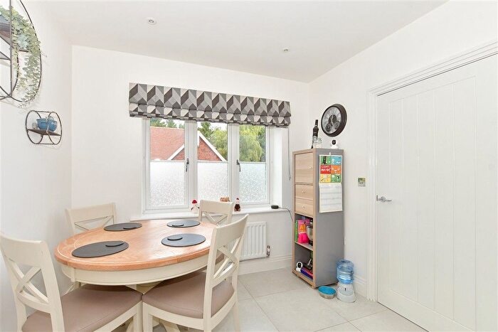 3 Bedroom Town House For Sale In Clockfield, Turners Hill, West Sussex, RH10