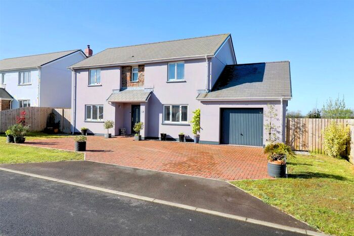 4 Bedroom Detached House For Sale In Marshalls Mead, Beaford, Winkleigh, Devon, EX19