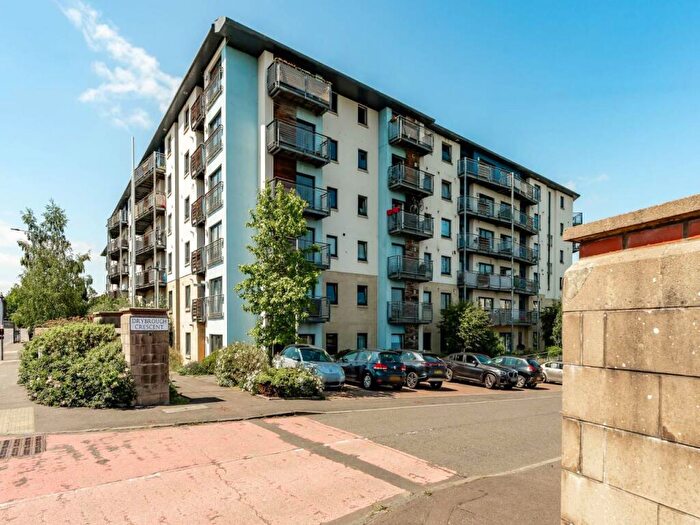 2 Bedroom Flat For Sale In Drybrough Crescent, , Craigmillar, EH16