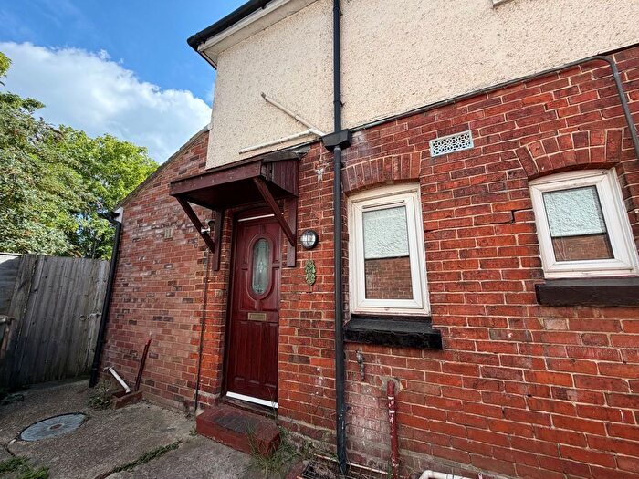 2 Bedroom Maisonette To Rent In Garton Road, Southampton, SO19